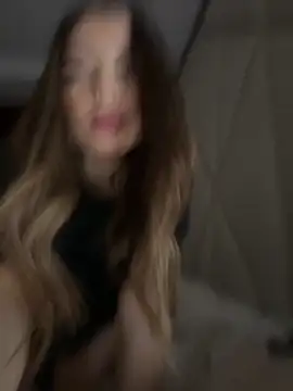 EclipseLunaireSouveraine's cam snapshot