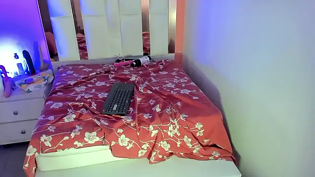 Alanna_hot3's cam snapshot