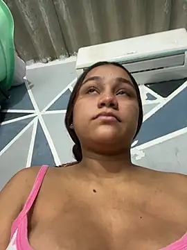 Bridget_Jon's cam snapshot