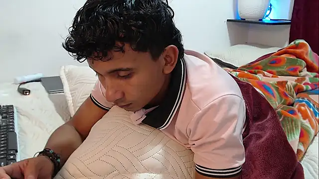 _Duvan_123's cam snapshot