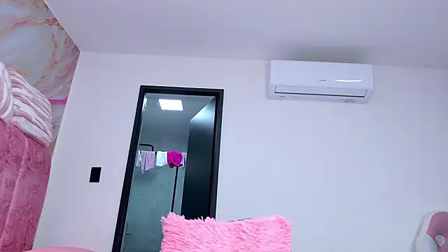 celeste_sea's cam snapshot