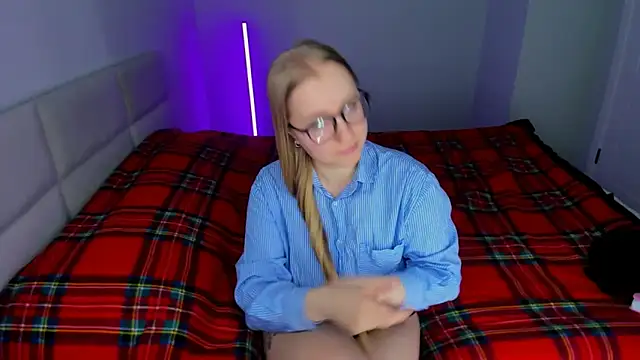 MilanaJune's cam snapshot