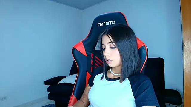 Rousse_violett's cam snapshot