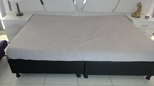 oblivionlove's cam snapshot