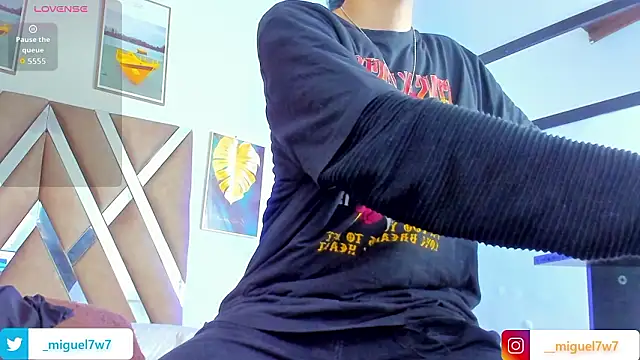 _miguel7w7 live sex cam