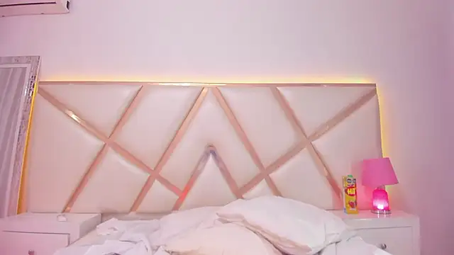 LucineArias's cam snapshot