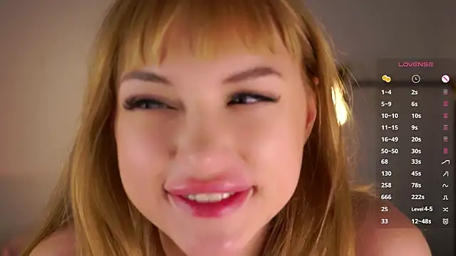 KateDolphin's cam snapshot