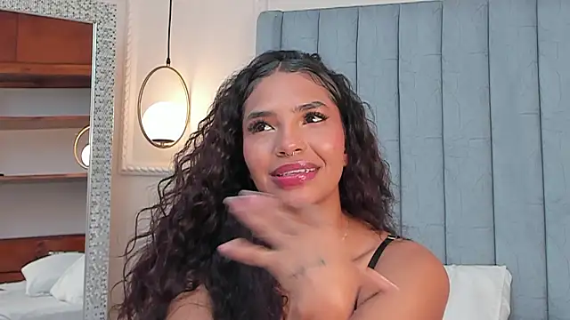 Scarlett-Banner's cam snapshot