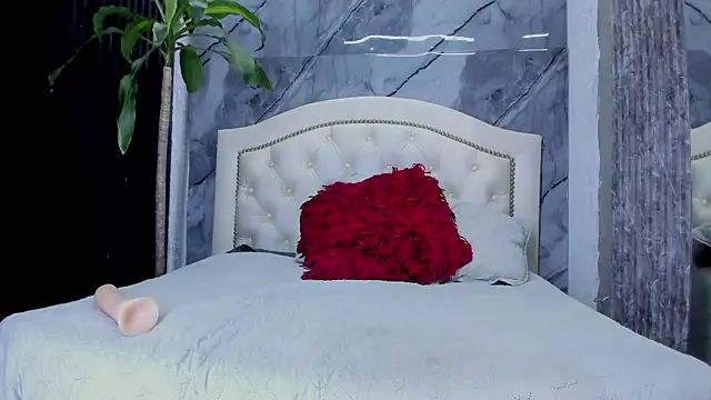 Tiffany-Jones's cam snapshot