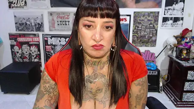 Rollyderolandia666 live sex cam