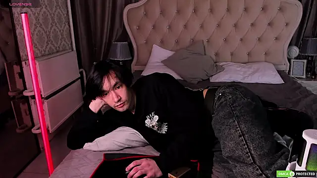 CalvinOwens live sex cam