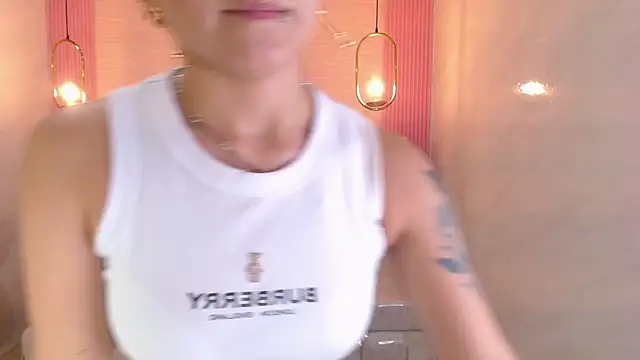 madhison_klain_s's cam snapshot