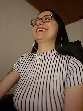 preetypeach live sex cam