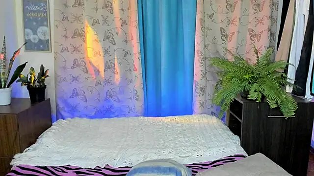 Angel_White25's cam snapshot