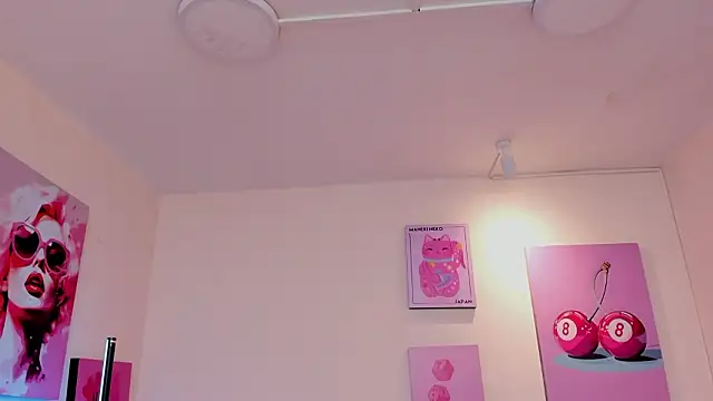 candySkyy_'s cam snapshot