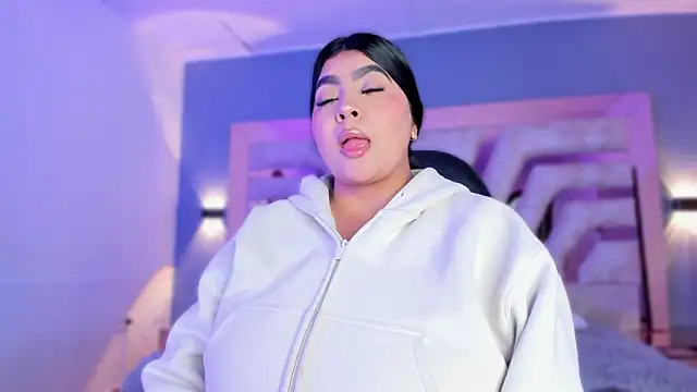 BellaBoobs_'s cam snapshot