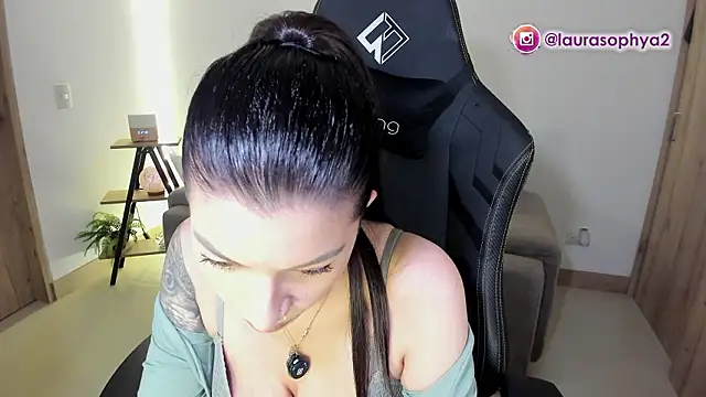 laurasophya's cam snapshot