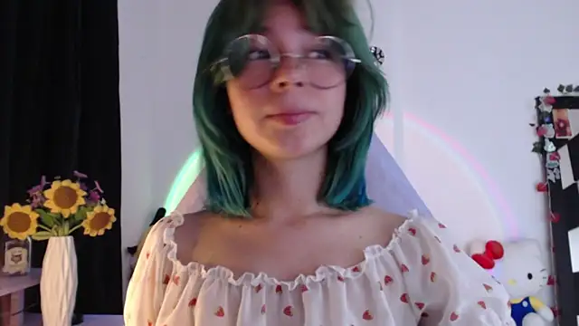 YUKII-UWU's cam snapshot