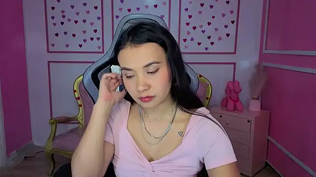 violettathonsom_t's cam snapshot