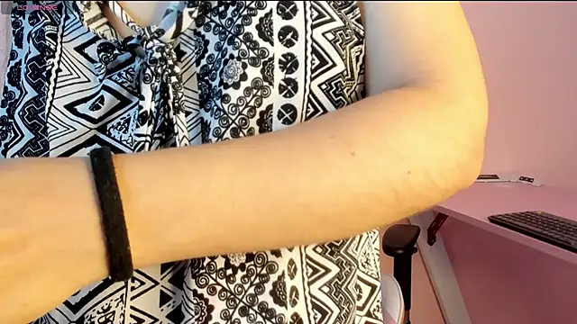 CharlotteMuller's cam snapshot