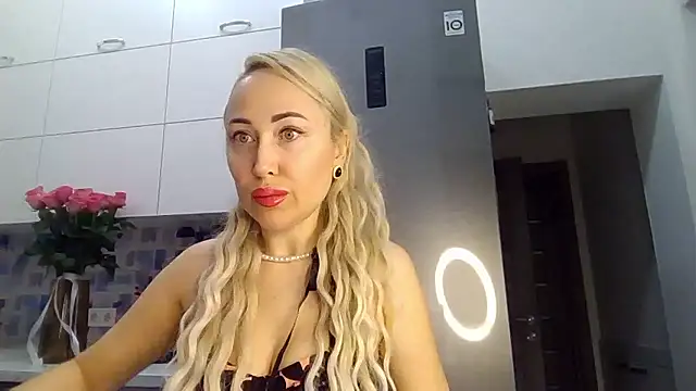 NanaGold2992's cam snapshot