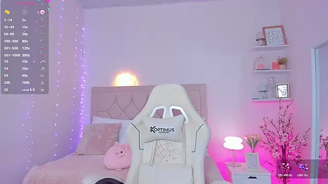 kim_dreams18's cam snapshot