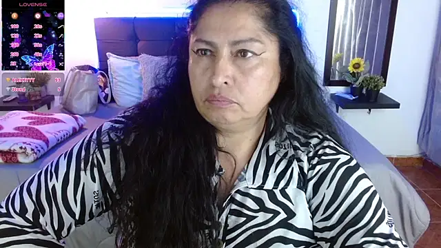 Keyla01_'s cam snapshot