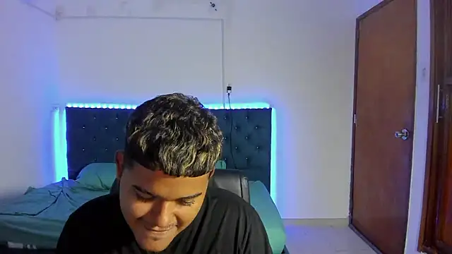 jordan_colman's cam snapshot