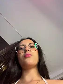 Juanita-Diaz live sex cam