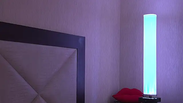 GirlGogo's cam snapshot