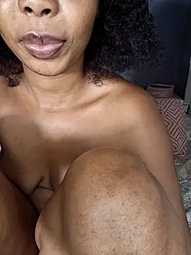 ELAINE_xXxX live sex cam