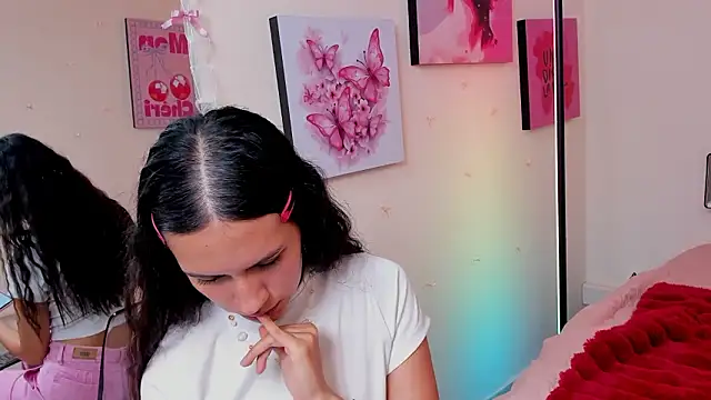 candySkyy_'s cam snapshot