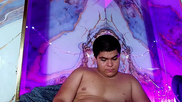 naomi_campbel_'s cam snapshot