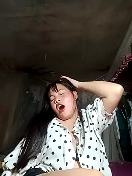 emilyzz live sex cam