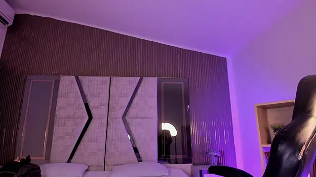 LiamDeep live sex cam