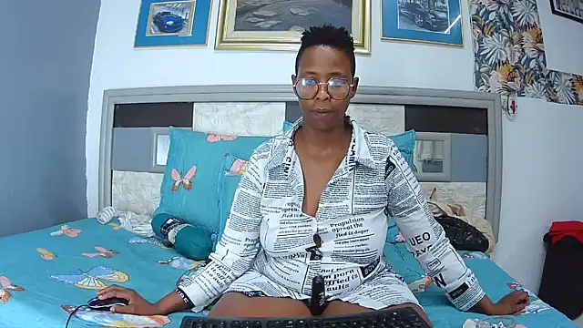 SexyCurves9's cam snapshot