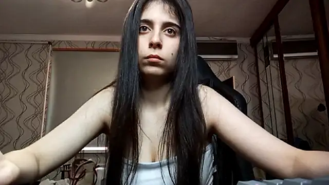 WaltraudPattie's cam snapshot