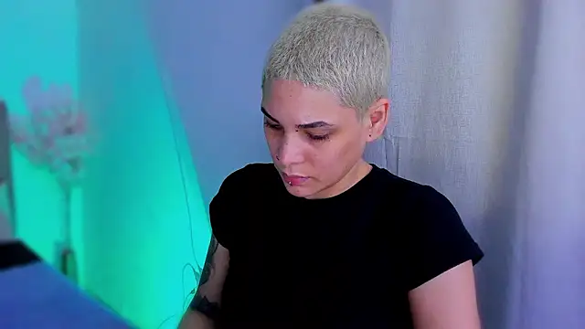 Charlee_pink's cam snapshot