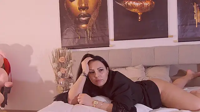 ReiyaRey's cam snapshot