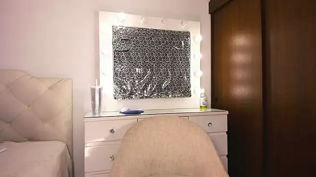 lina_quinn's cam snapshot