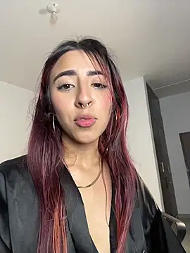 Mirandaa_Rogers's cam snapshot