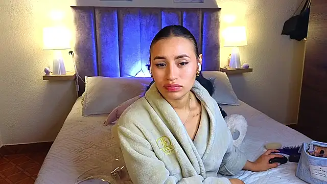 juliana-mancini's cam snapshot