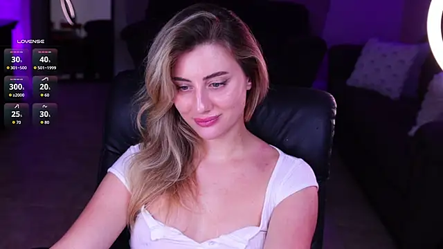 Naughty-Kitty1's cam snapshot