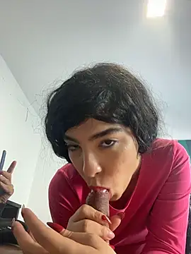 dani_bela's cam snapshot