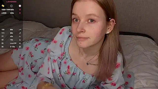 ToyaPletz's cam snapshot