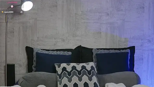 SymonPrince live sex cam