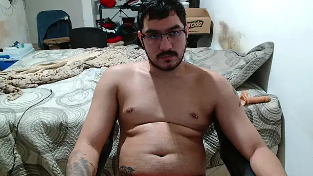 Leonino231 live sex cam