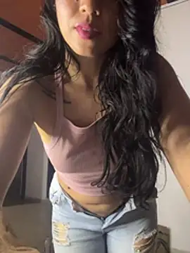 selenaln live sex cam