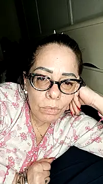 Ginevra_75 live sex cam