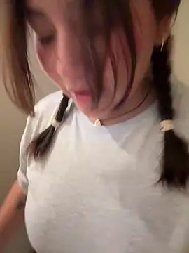 NamiNae live sex cam